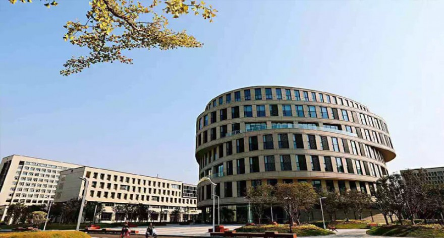 上海大学MBA“提前批面试”奖学金新政：双向选择，激励双向成长