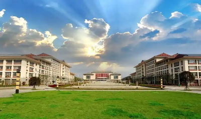 关于制定2025年各学位点研究生培养方案的通知