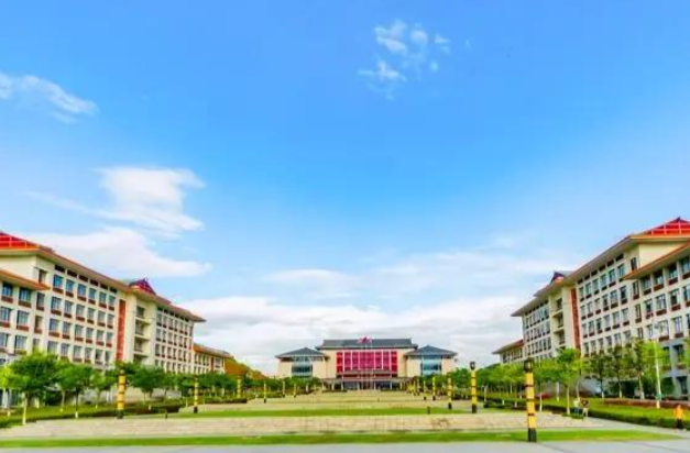 贵州民族大学数据科学与信息工程学院推荐2026届优秀本科毕业生免试攻读硕士学位研究生工作办法